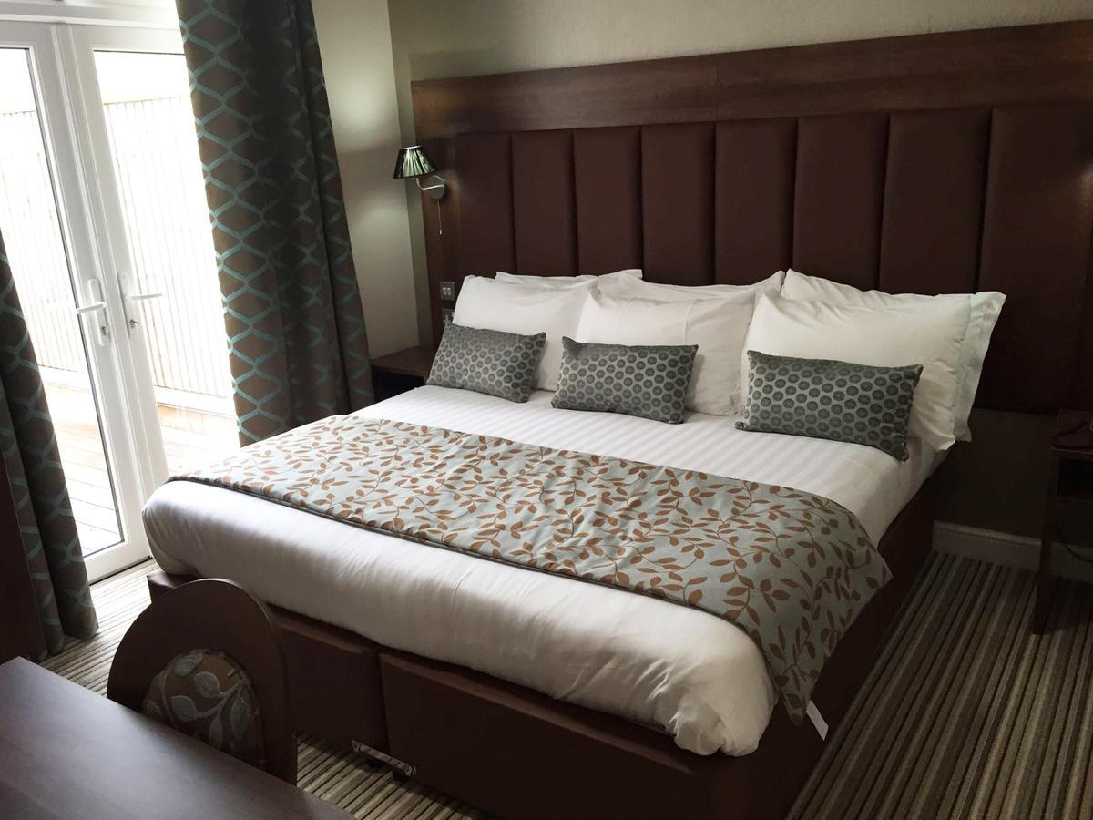 Twin Oaks Hotel Chesterfield Dış mekan fotoğraf