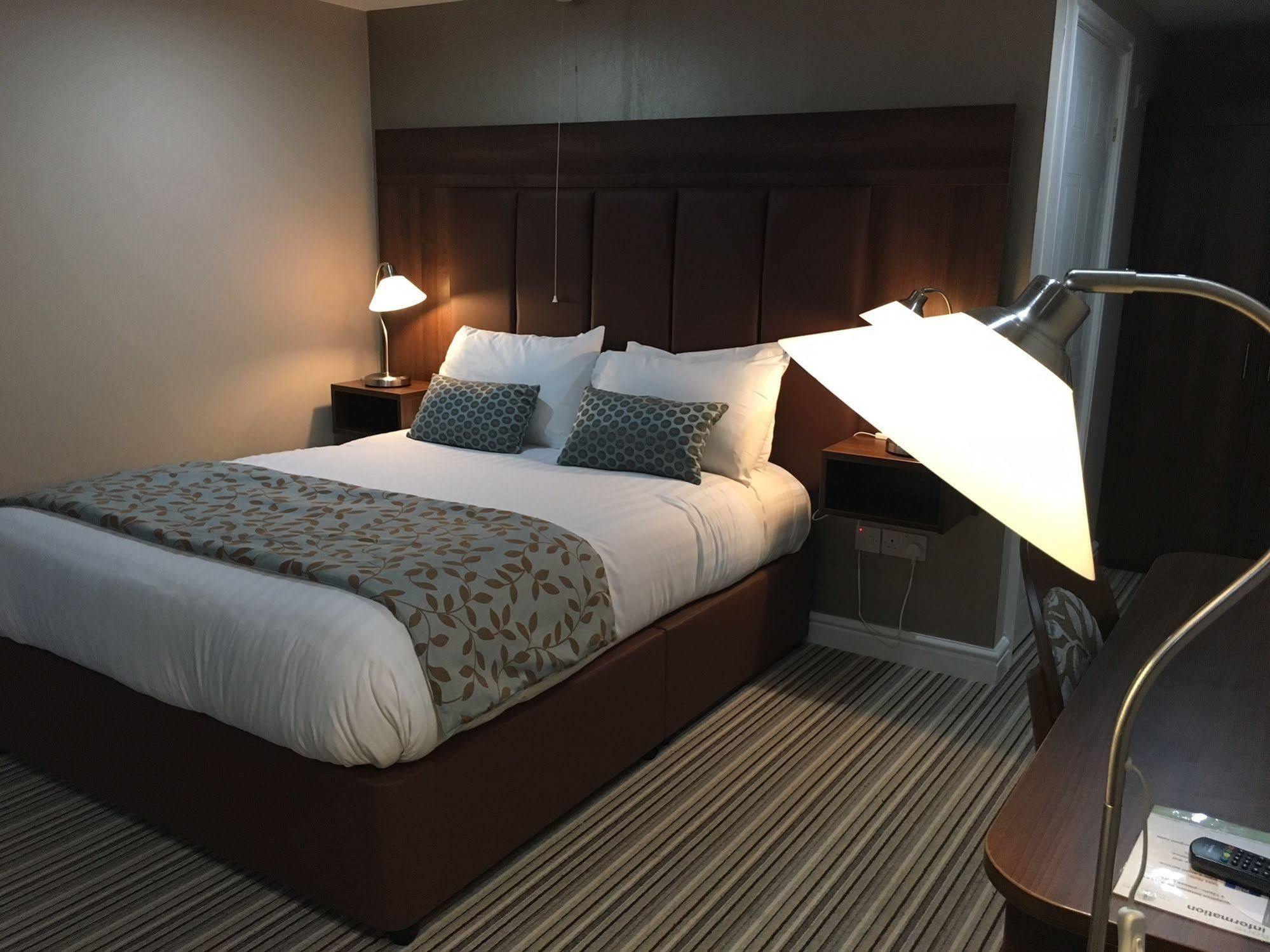 Twin Oaks Hotel Chesterfield Dış mekan fotoğraf