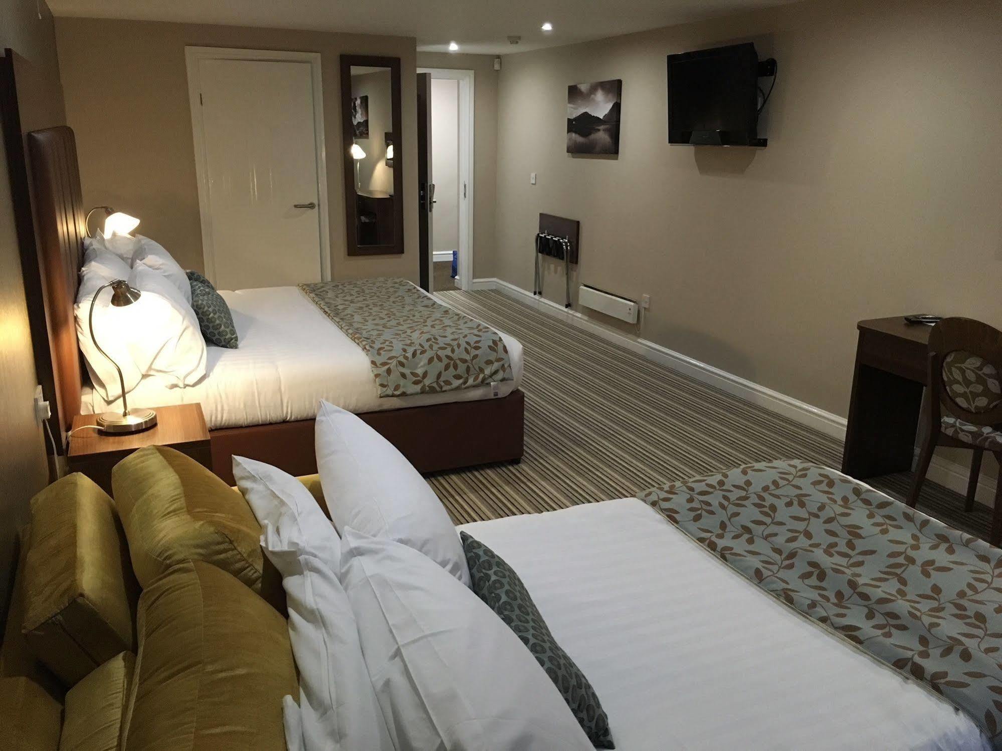 Twin Oaks Hotel Chesterfield Dış mekan fotoğraf